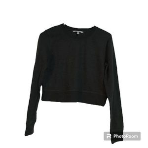 Victoria Secret Cropped Top Women’s Small Long Sleeve Charcoal